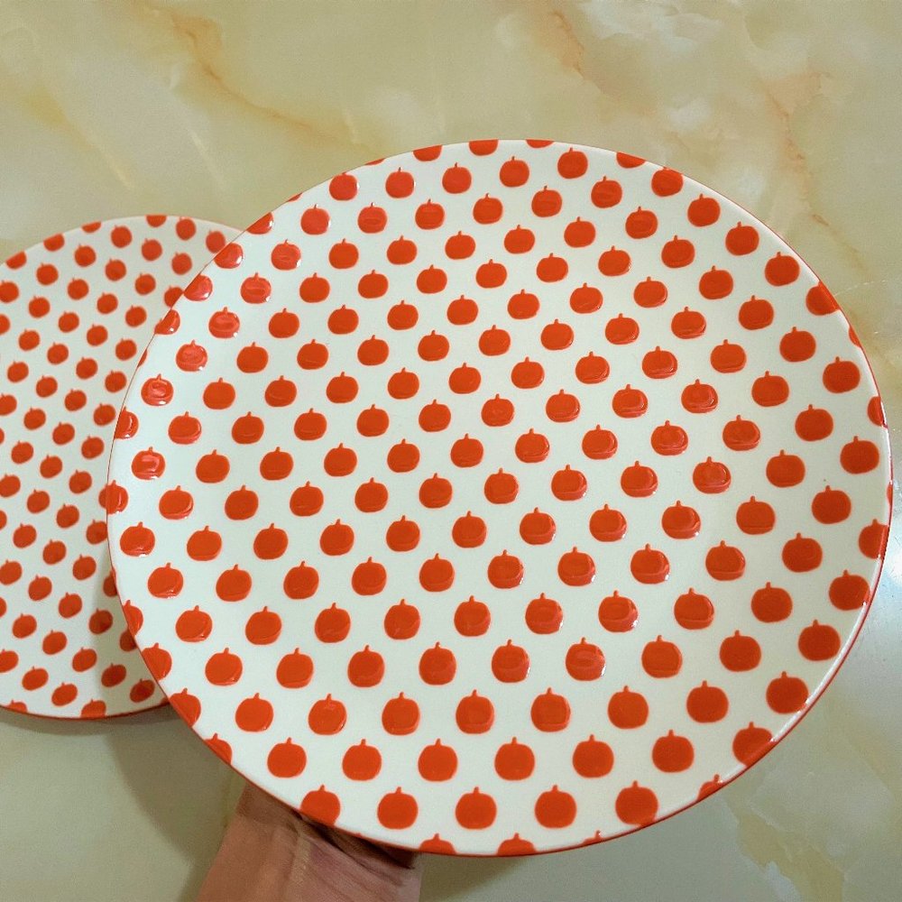2 Pleases Set Crate & Barrel Pumpkin Plate: Thanks Giving, Halloween, Fall